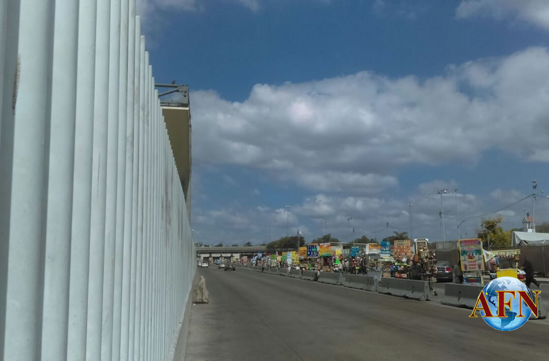 Fluido tránsito en garita de Otay