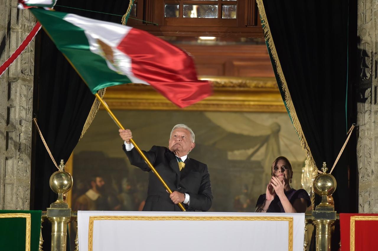 Da AMLO su último Grito en el Zócalo
