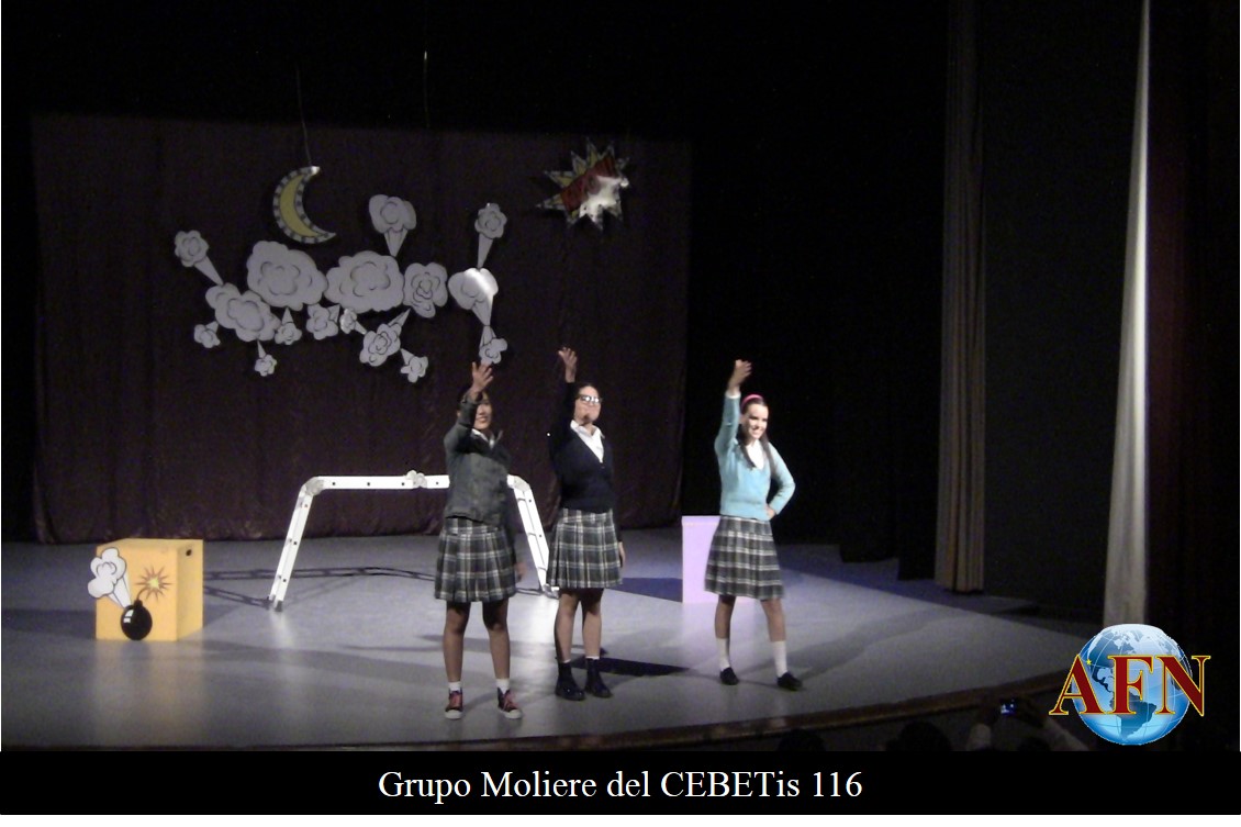 Presentan obra de teatro Todo es culpa de la luna