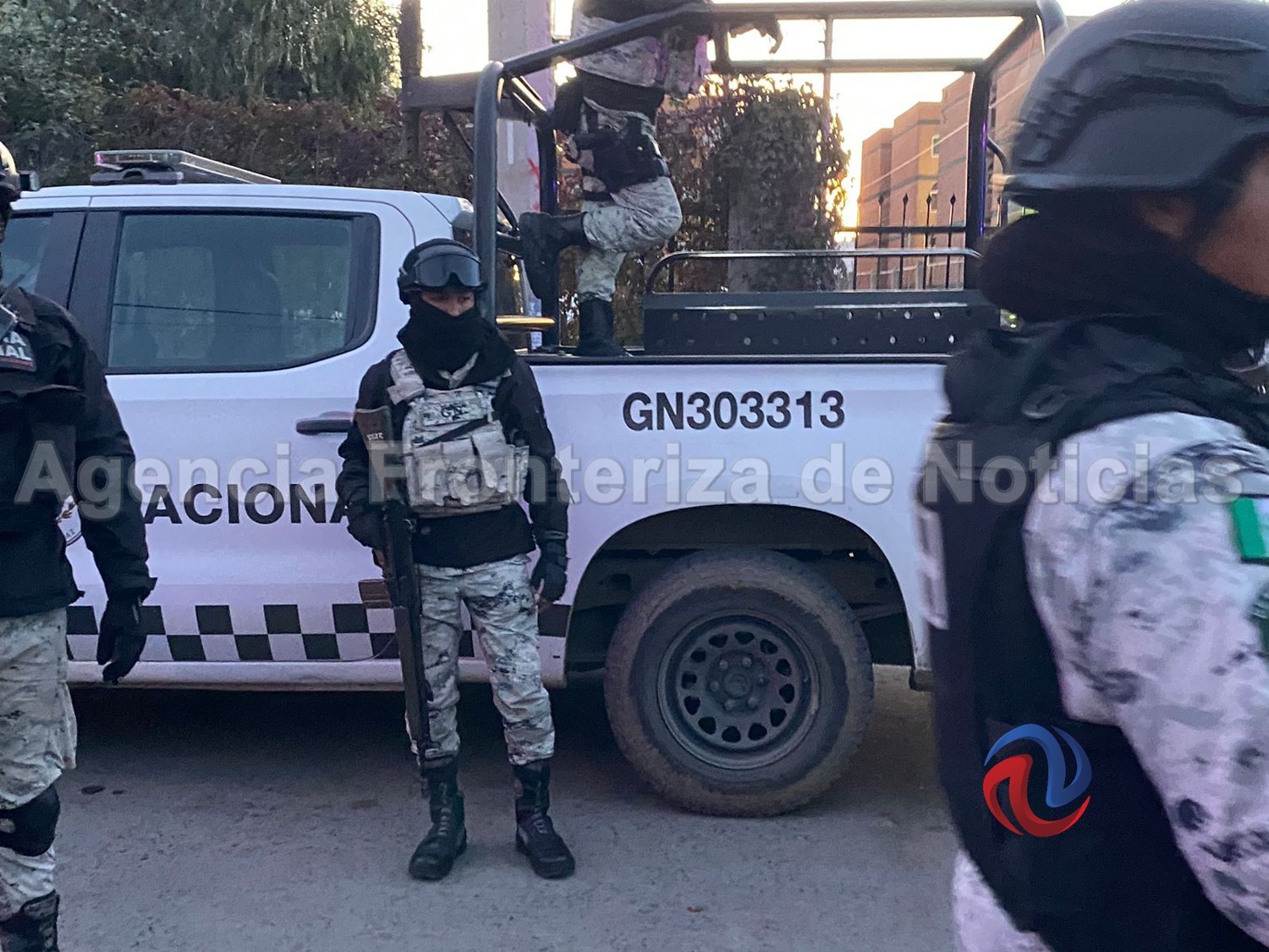 Detiene la Guardia Nacional a foto periodista, sin delito alguno