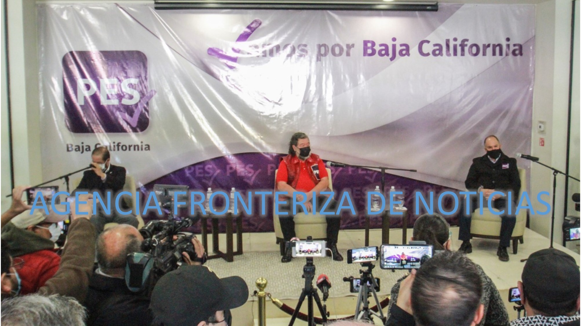 Sin dejar el PRI, Hank va como candidato ciudadano con el PES 