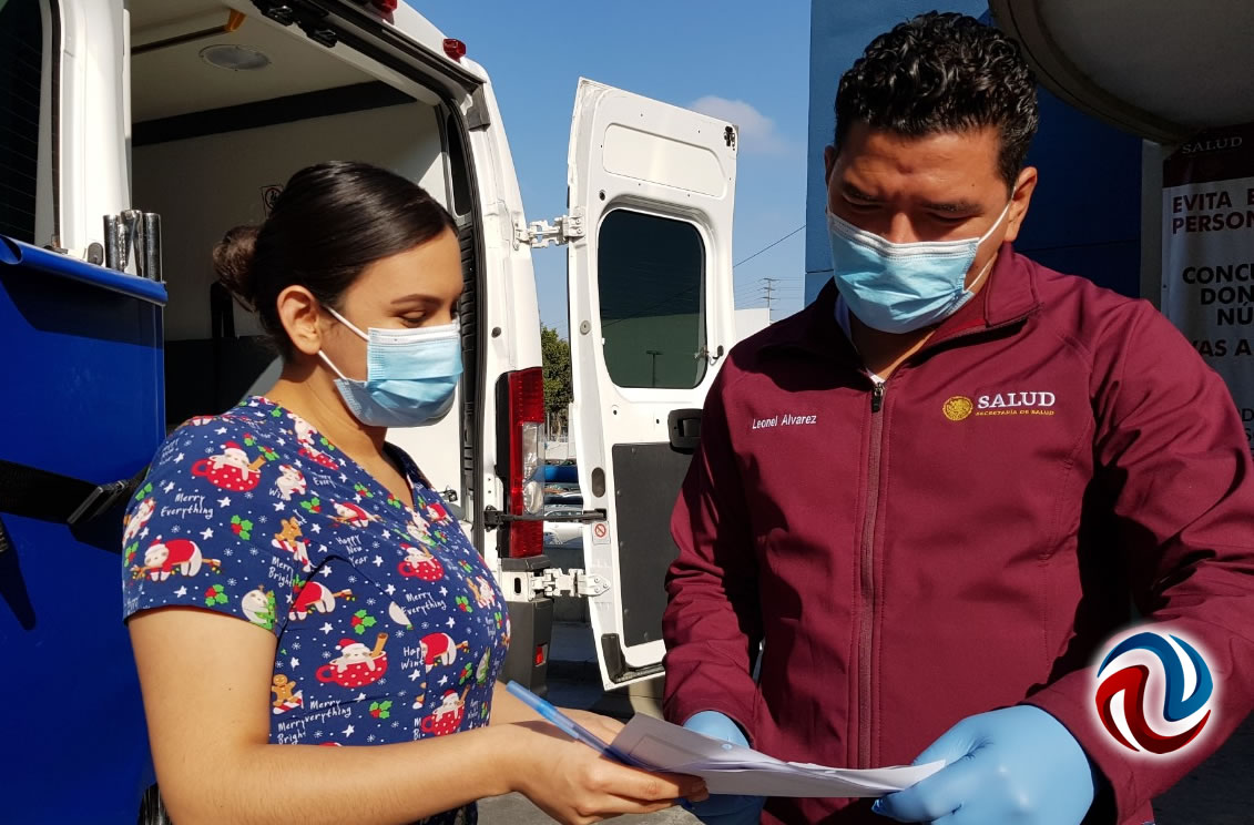 Siguen las largas filas en clínica del IMSS