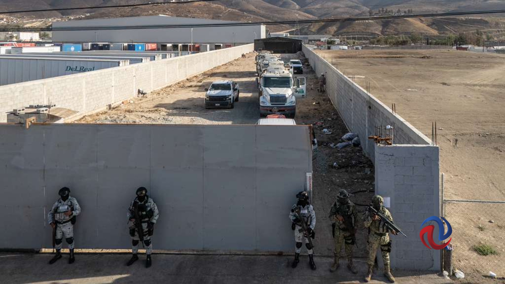Decomisan 60 mil litros de huachicol en predio ubicado en la libre Tijuana-Tecate