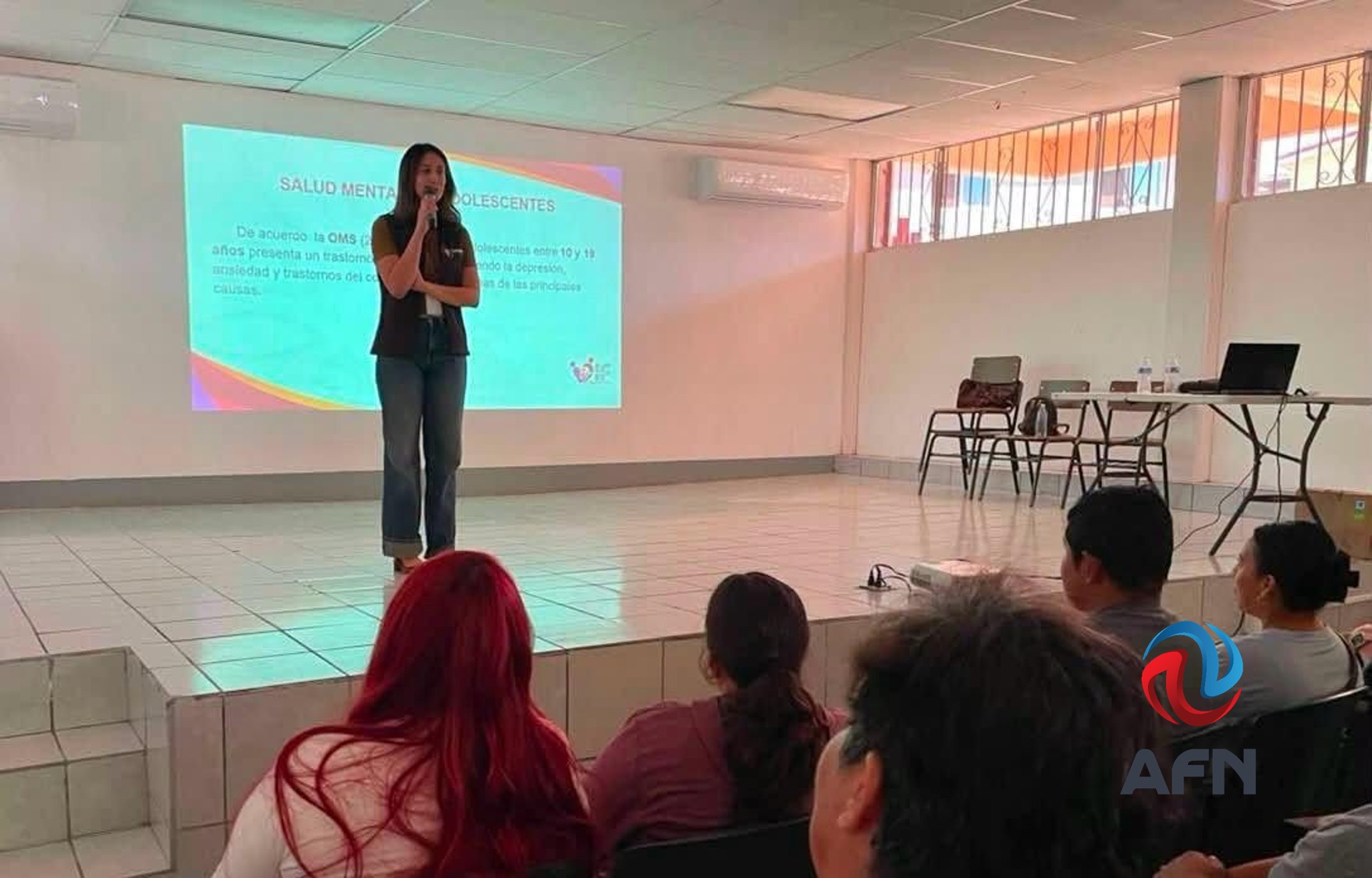 Impartieron el taller Familias Seguras a padres de estudiantes