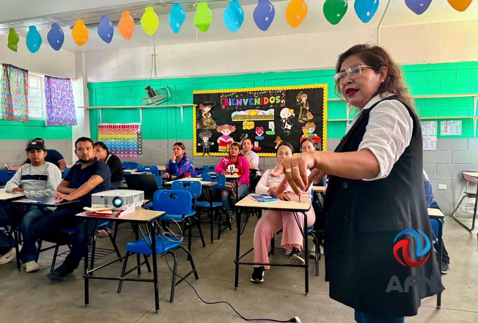 Impartieron el taller Familias Seguras a padres de estudiantes