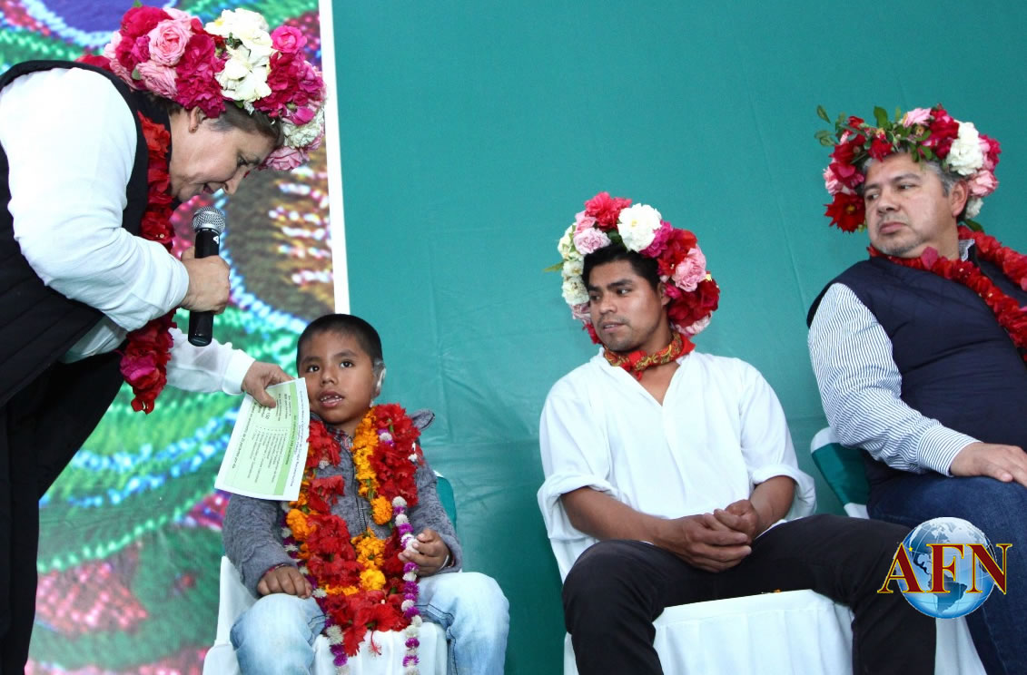 Lleva IMSS servicios a comunidades indígenas 