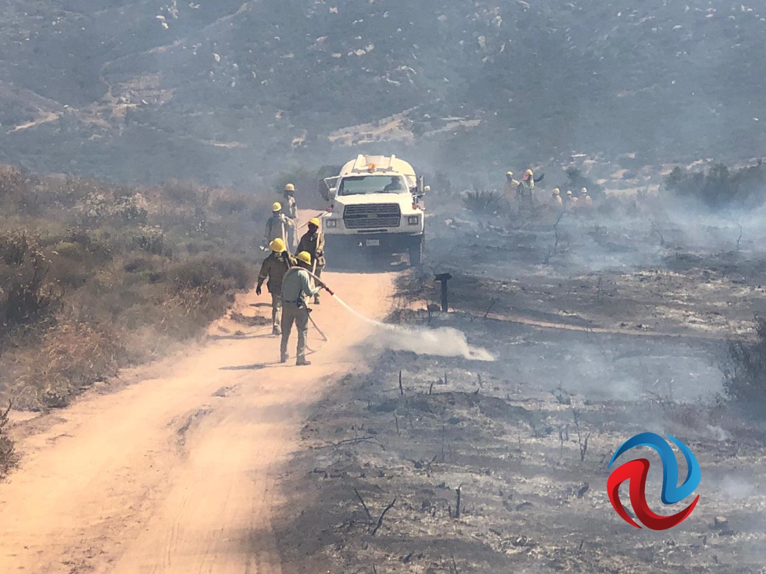 Contienen incendio forestal en Tecate 