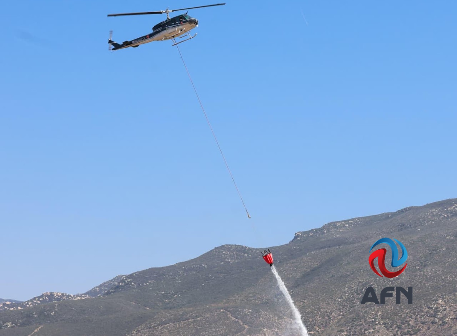 Refuerzan combate a incendios forestales en BC
