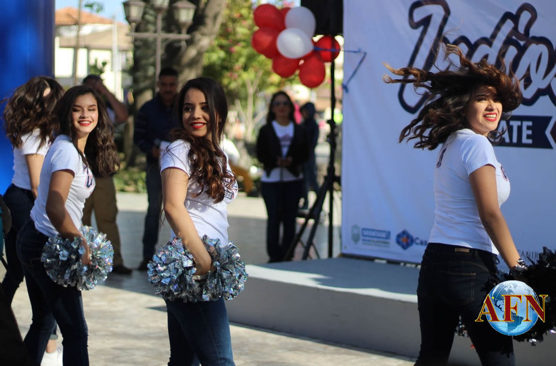 Presentan uniformes del equipo Indios
