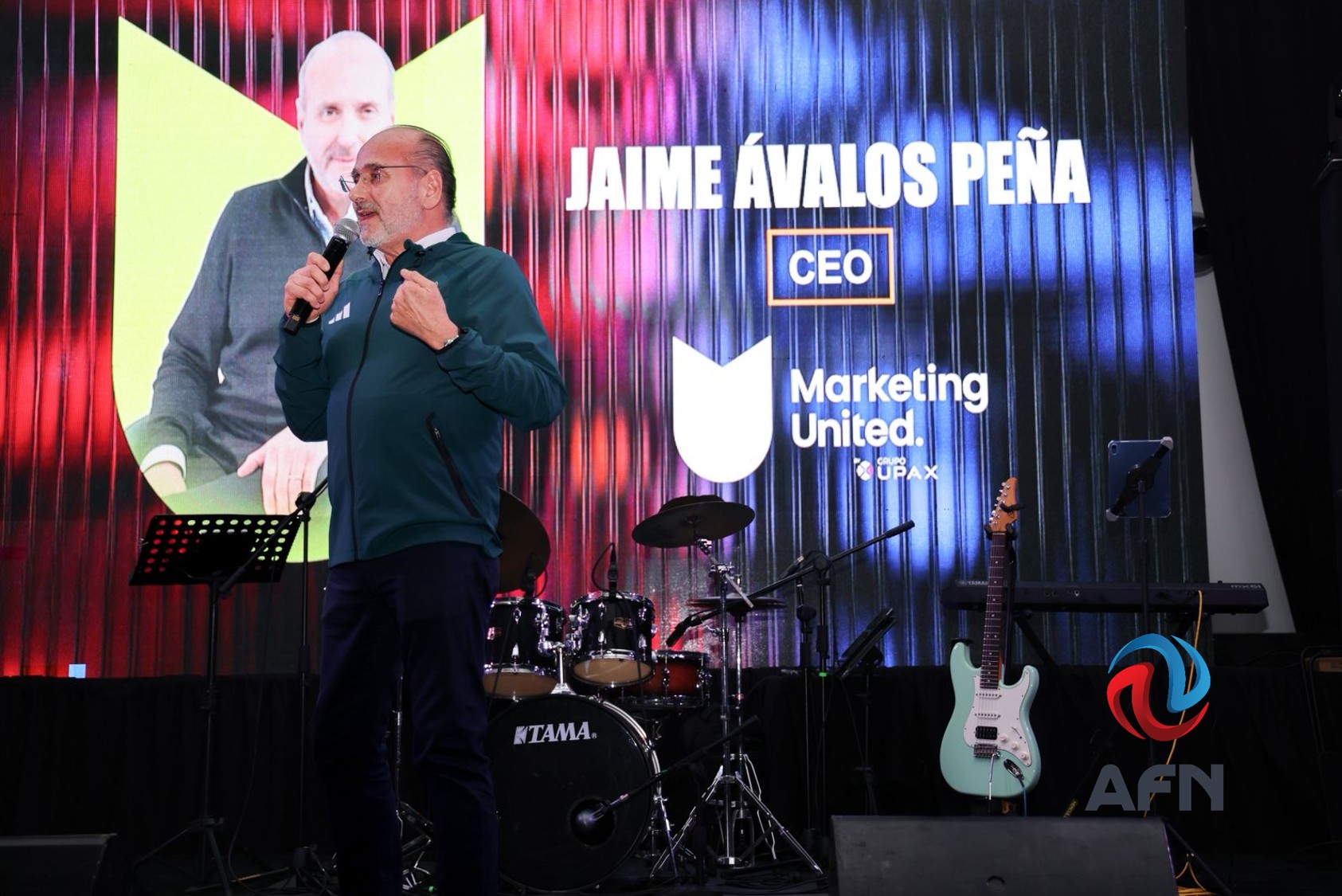 Líderes empresariales y creativos participan en el encuentro UPFRONT 2026