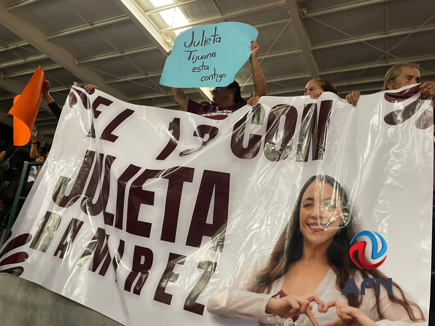 Ofrece Julieta Ramírez su primer informe en Tijuana