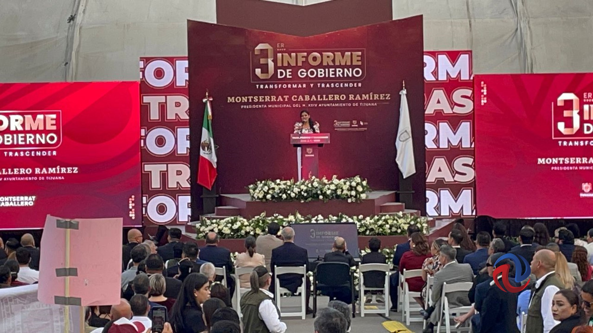 Se despide Monserrat en su tercer informe