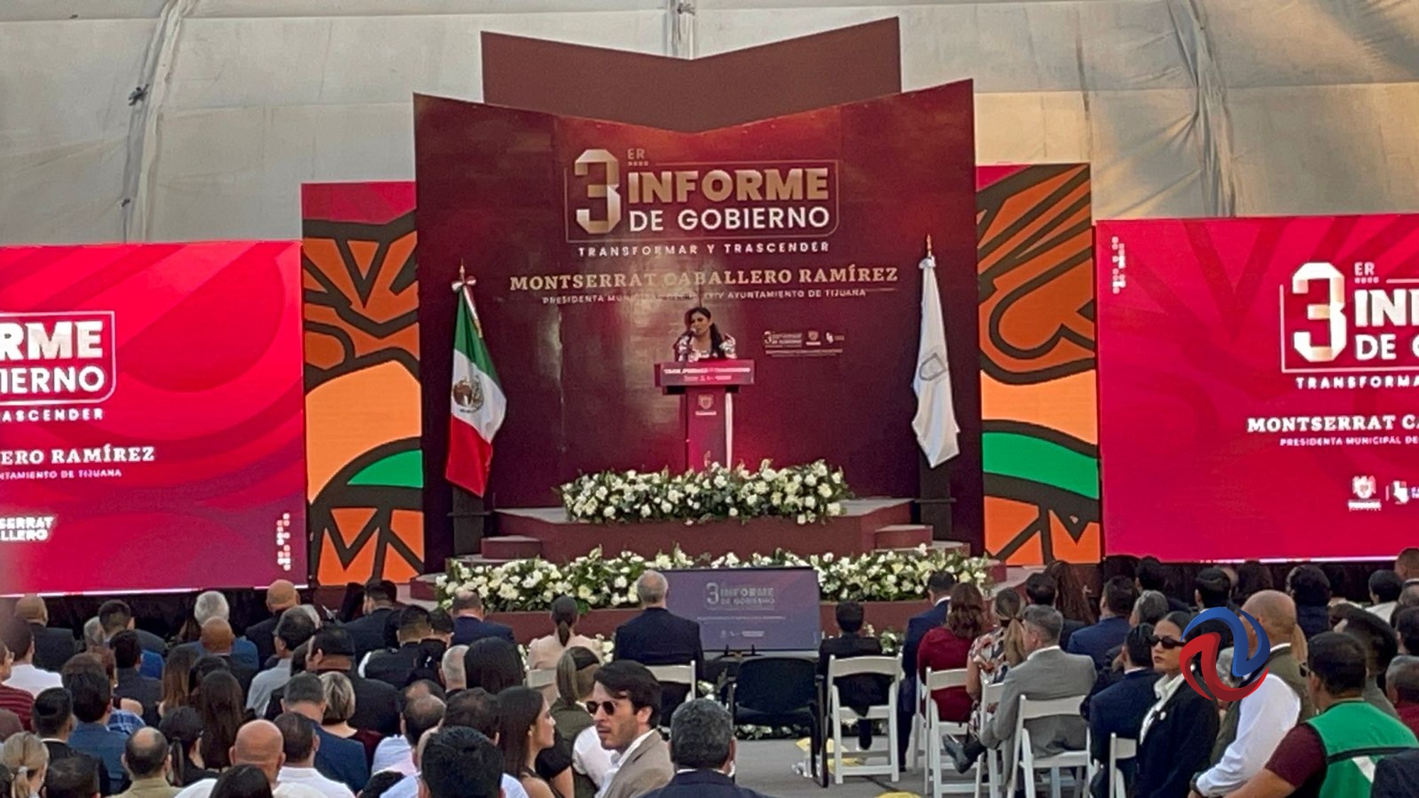 Se despide Monserrat en su tercer informe