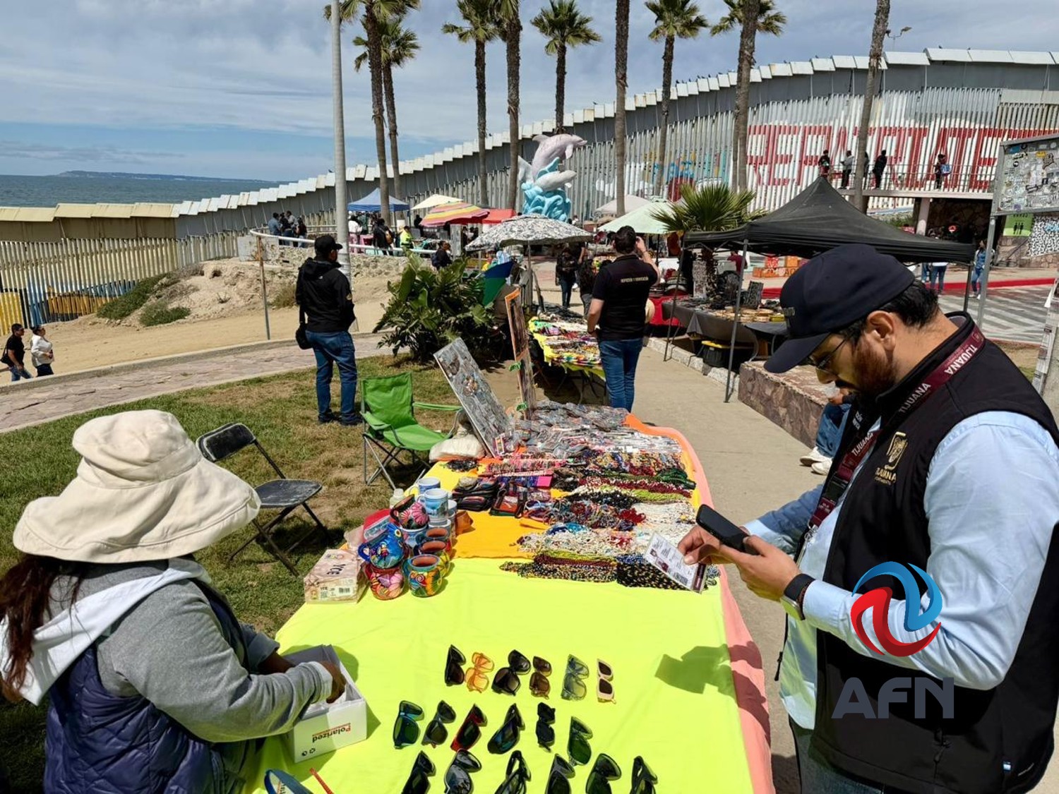 Despliegan operativos de inspección a comercio ambulante