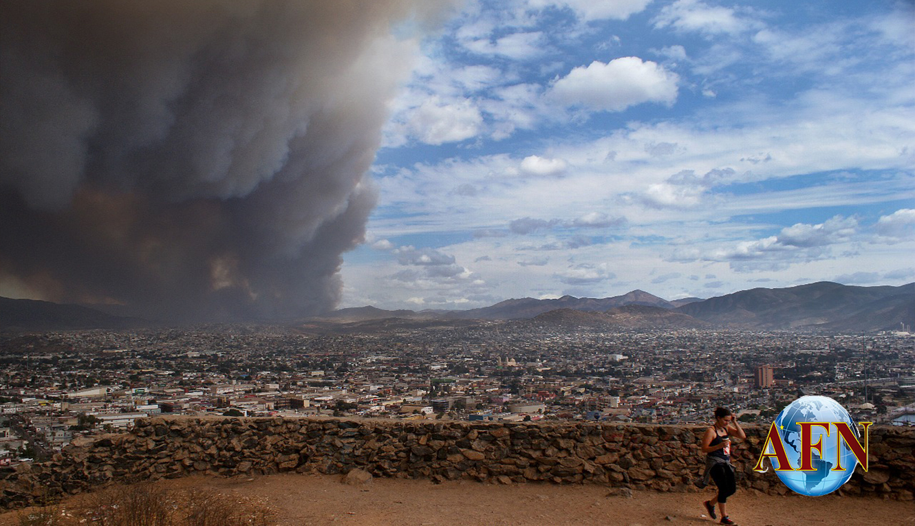 Fuerte incendio en Ensenada