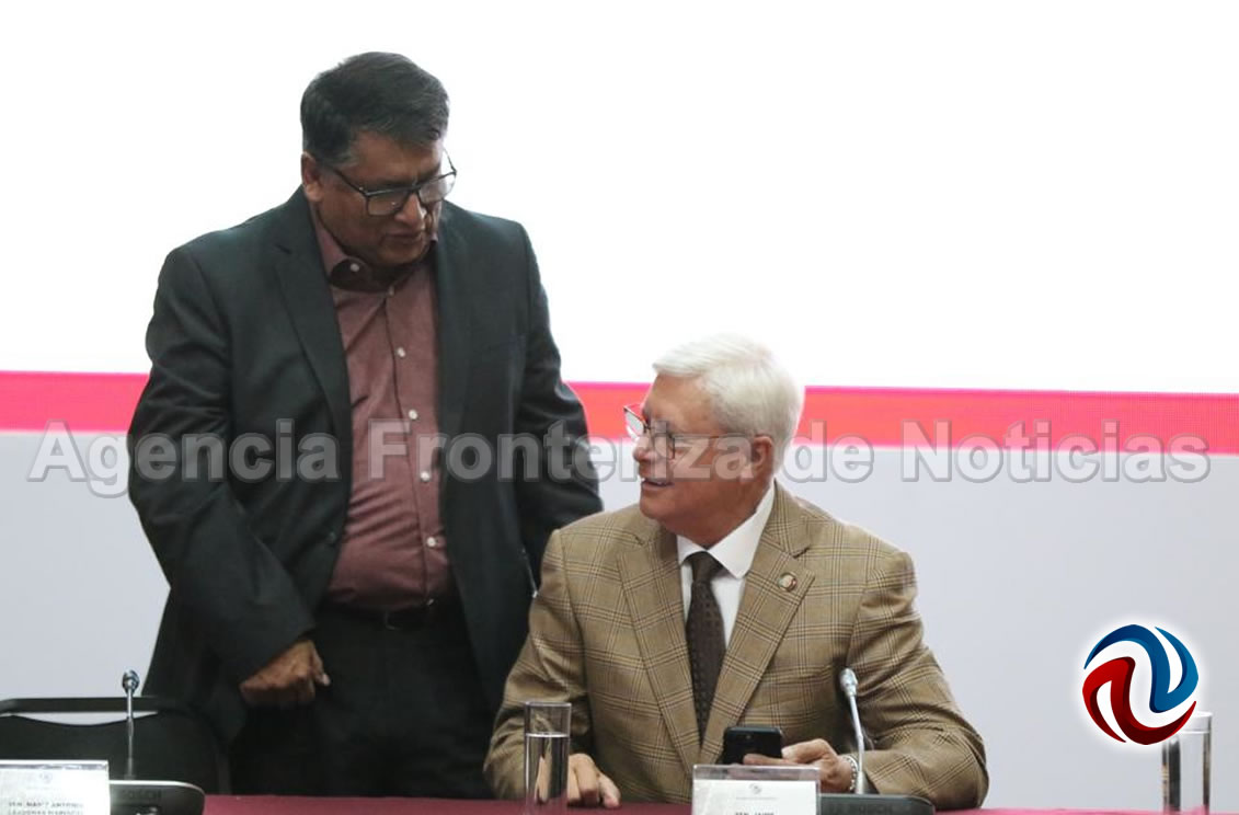 Mientras el PAN protesta, Bonilla llega al Senado