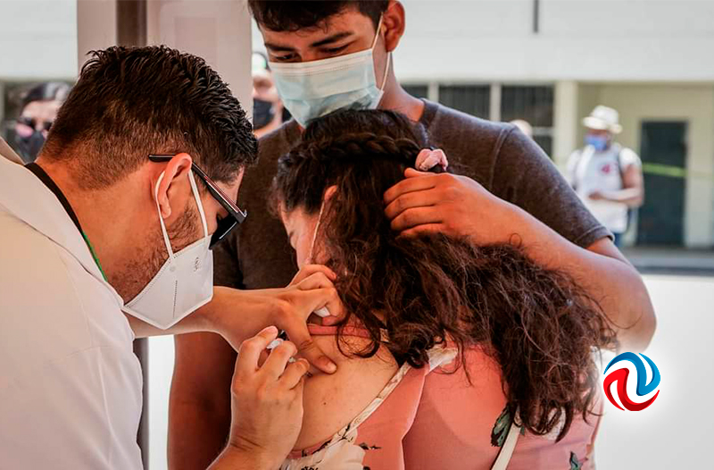En manos de los jóvenes la vacunación en Baja California 