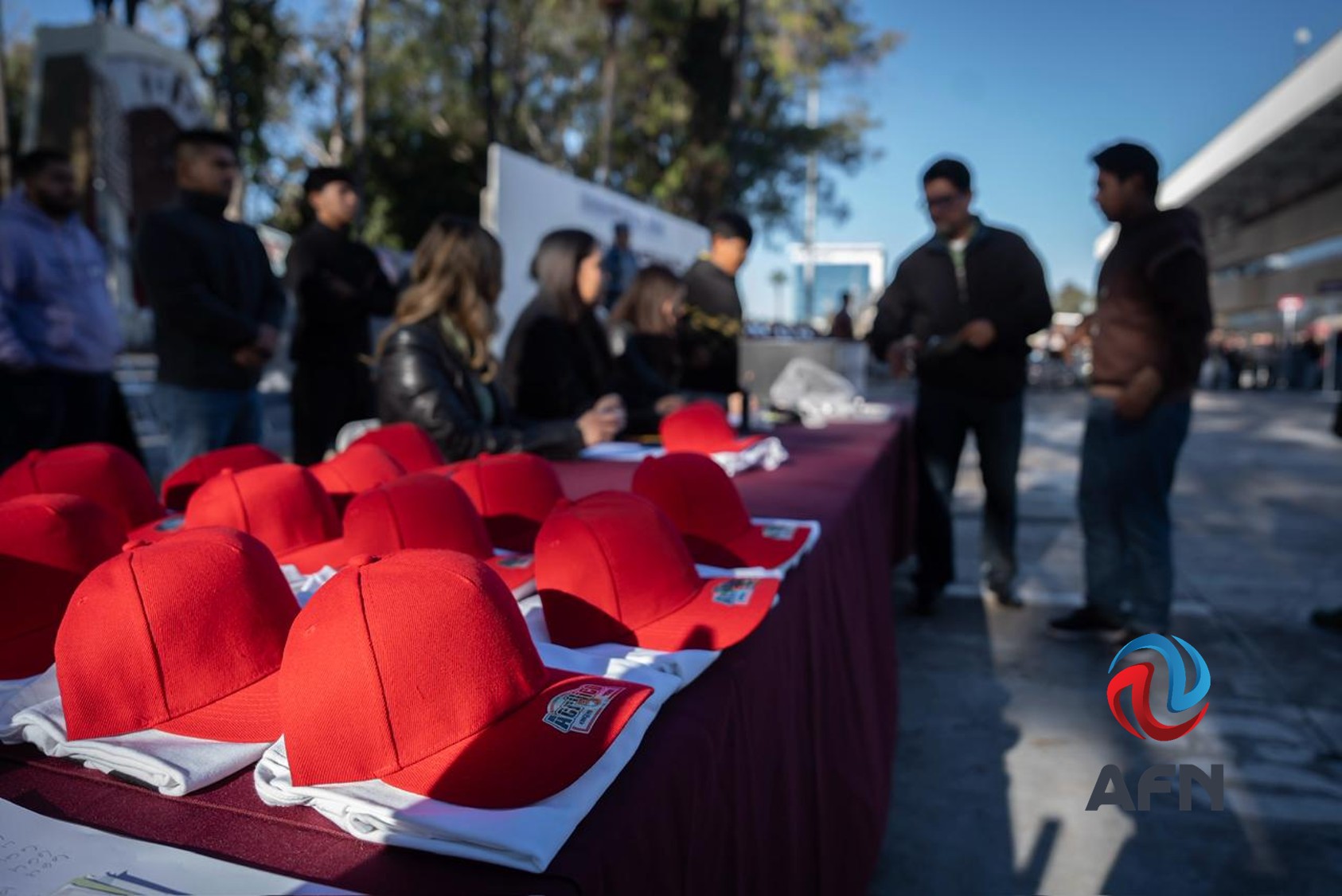 Asisten jóvenes al sorteo del Servicio Militar