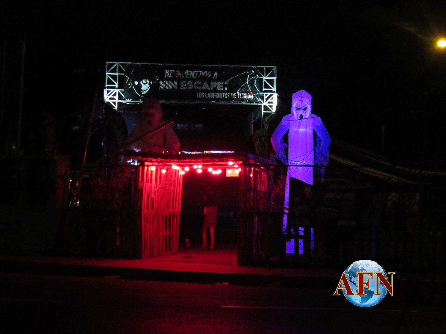 En el infierno y Sin Escape