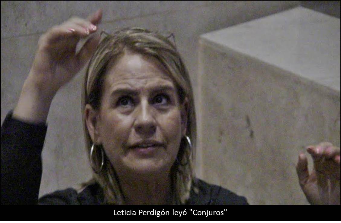 Leticia Perdigón leyó Conjuros a los tijuanenses.