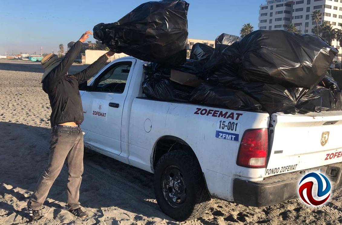 Realiza Zofemat labores de limpieza en Playas de Rosarito