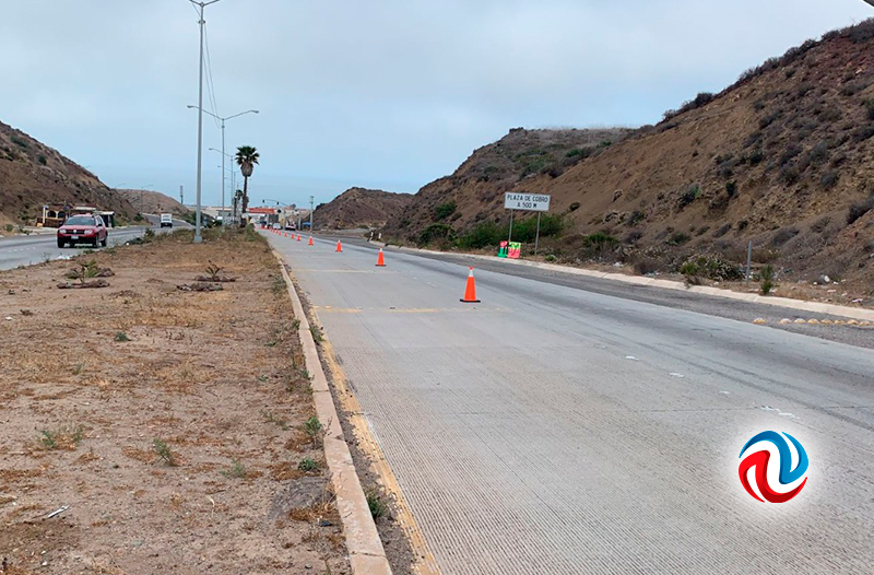 Realizan limpieza y bacheo en las inmediaciones de Popotla 