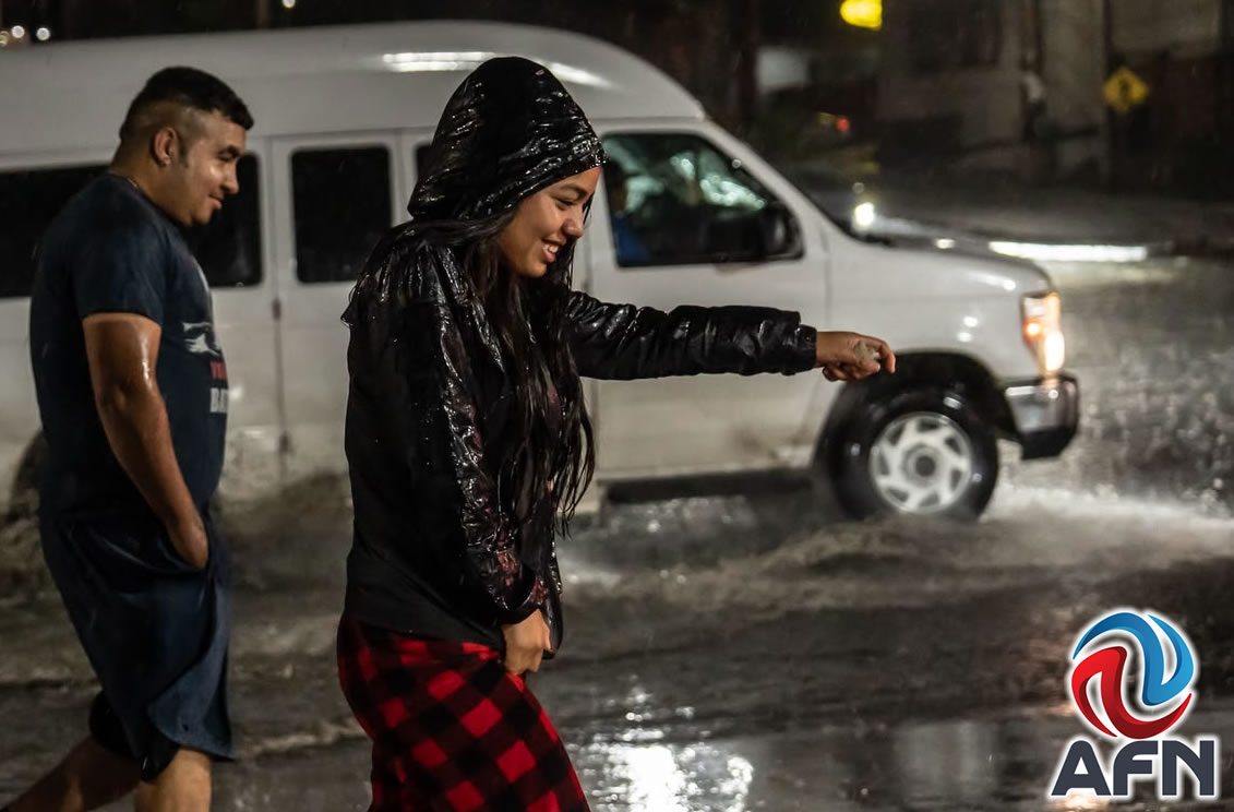 Lluvias provocaron encharcamientos y tráfico lento en la ciudad