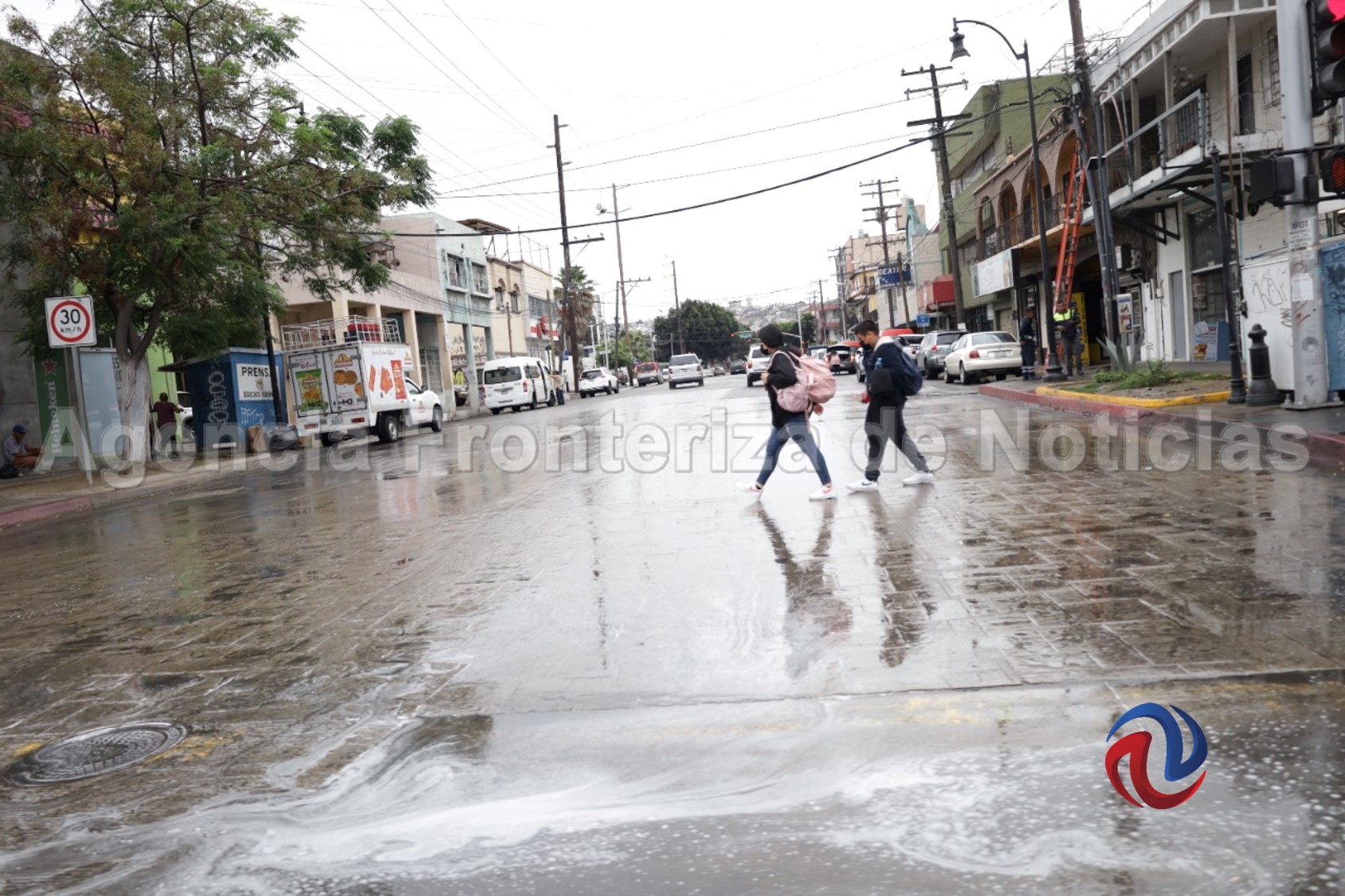 De la península de Baja California, la perla de la corona de Isabel II