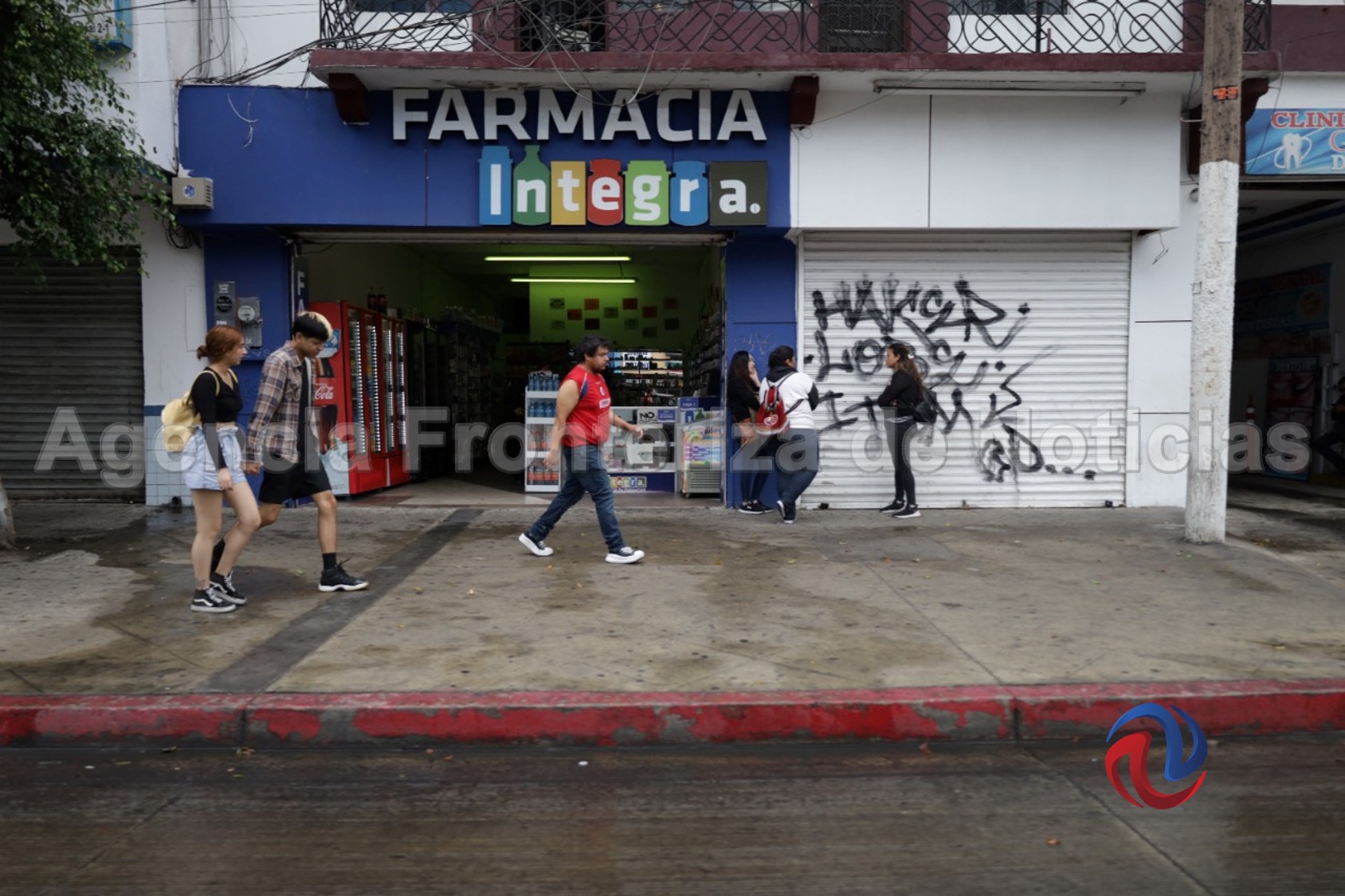 De la península de Baja California, la perla de la corona de Isabel II