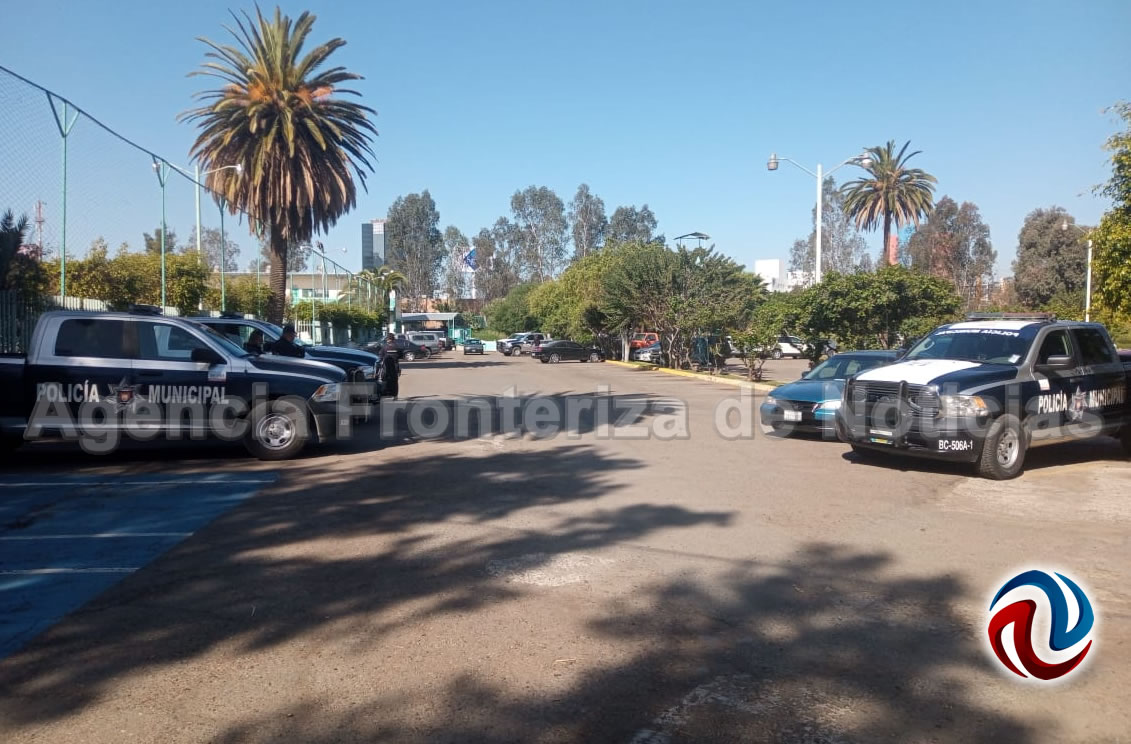 Establecen logística de vacunación en Preparatoria Lázaro Cárdenas 