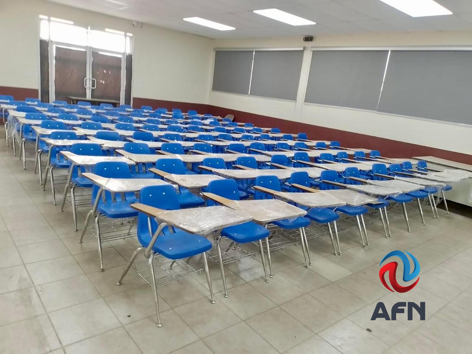 Mantienen trabajos de mantenimiento en escuelas municipales durante periodo vacacional