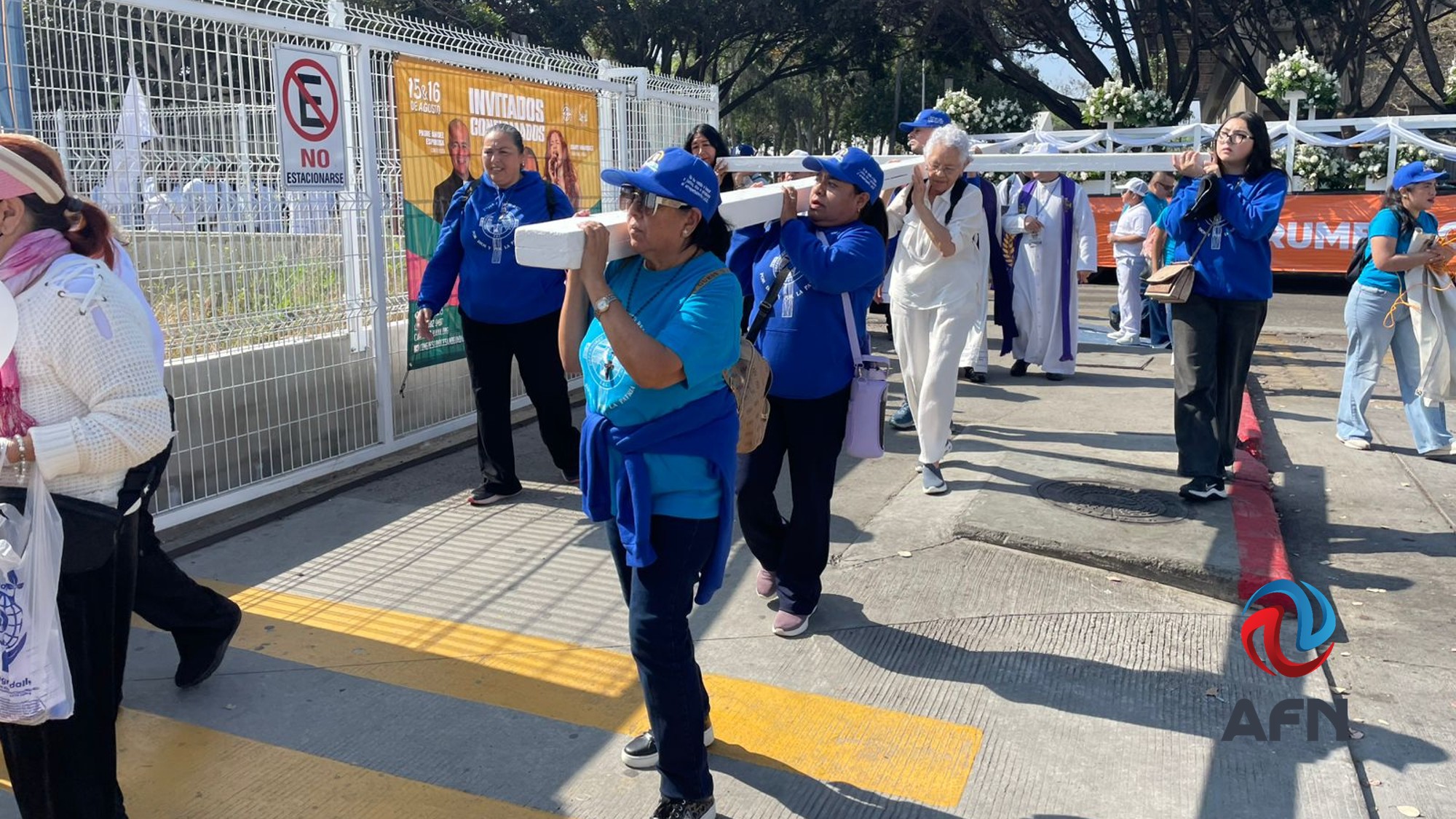 Peregrinación Por la Vida y la Paz convocó a más de 20 mil feligreses