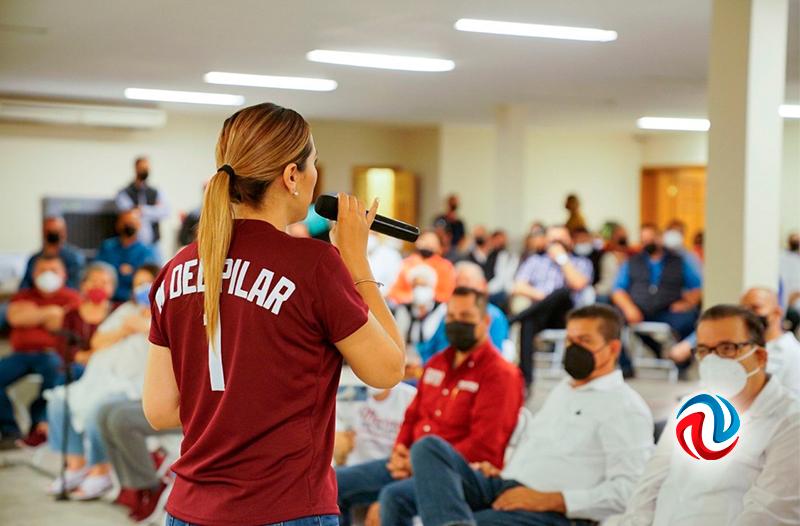 Marina del Pilar escuchó a líderes de maestros y deportistas