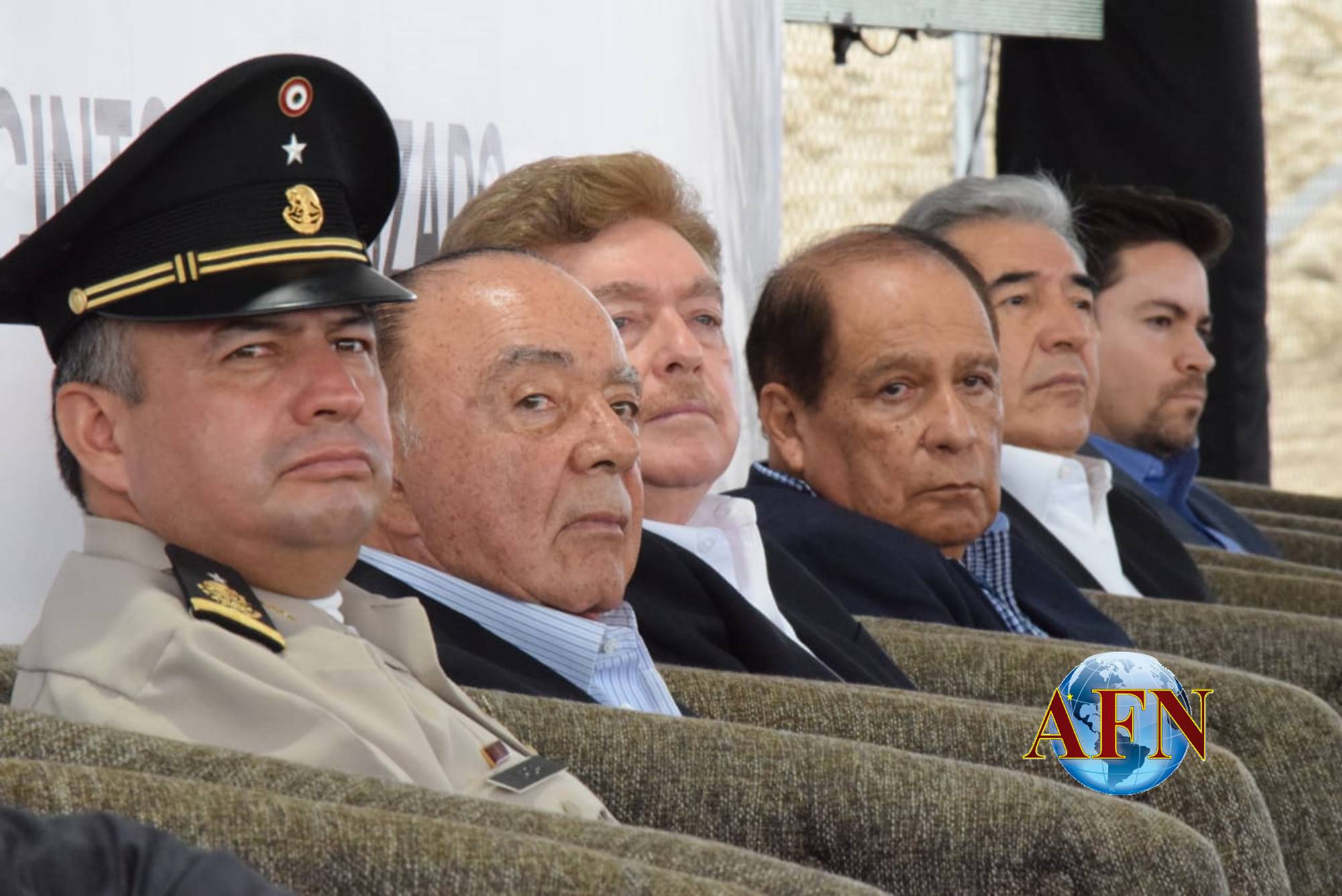 Bustamante exhibe al gobierno municipal