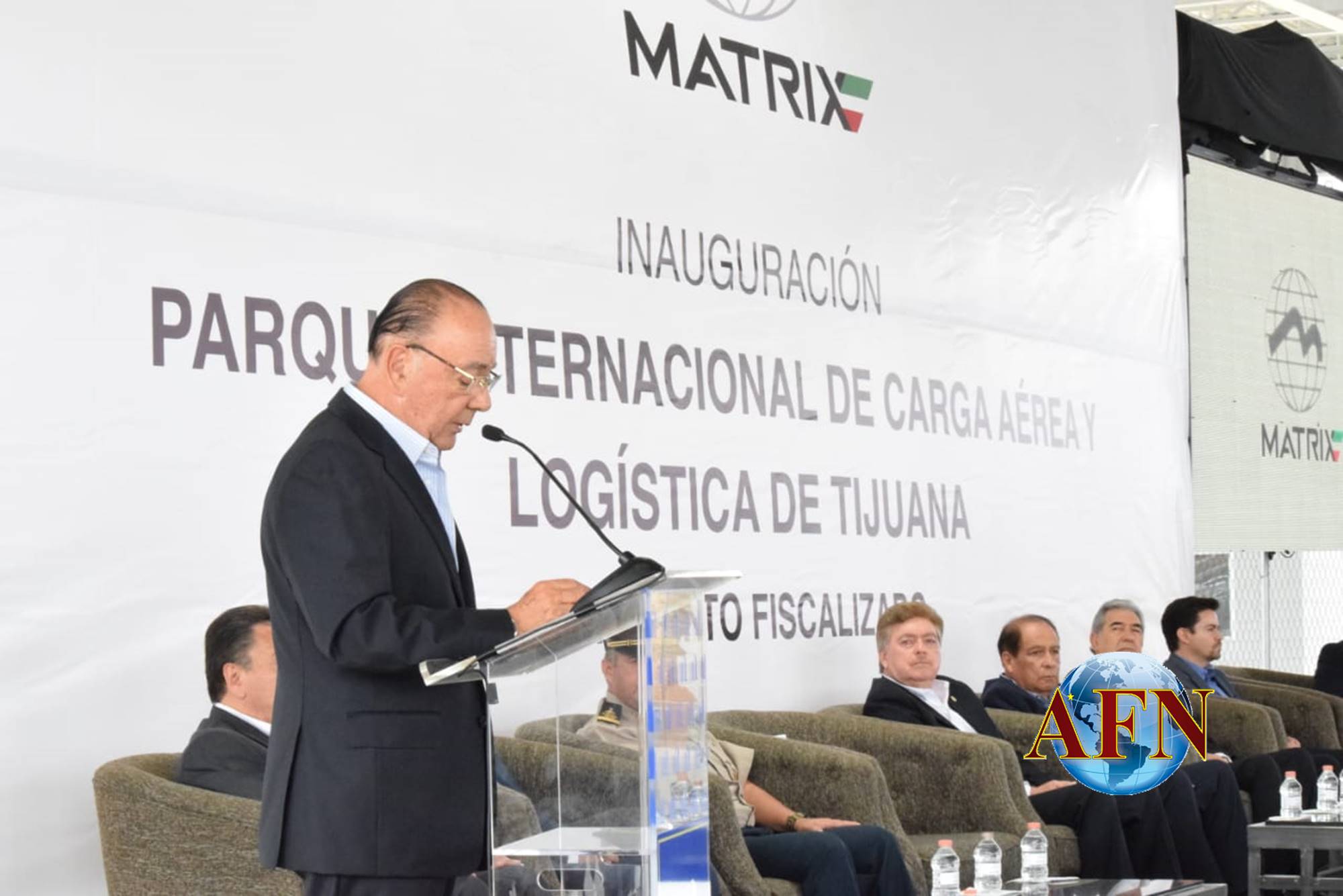 Bustamante exhibe al gobierno municipal