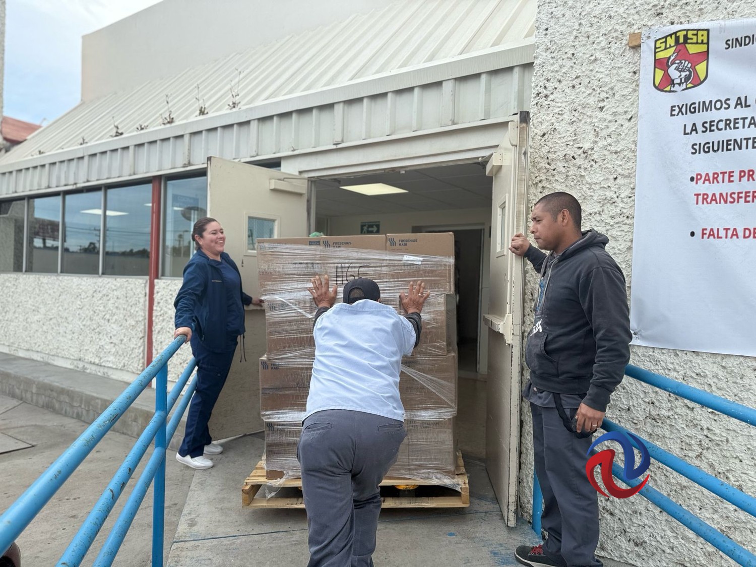 Llegan medicamentos e insumos al Hospital de Ensenada 