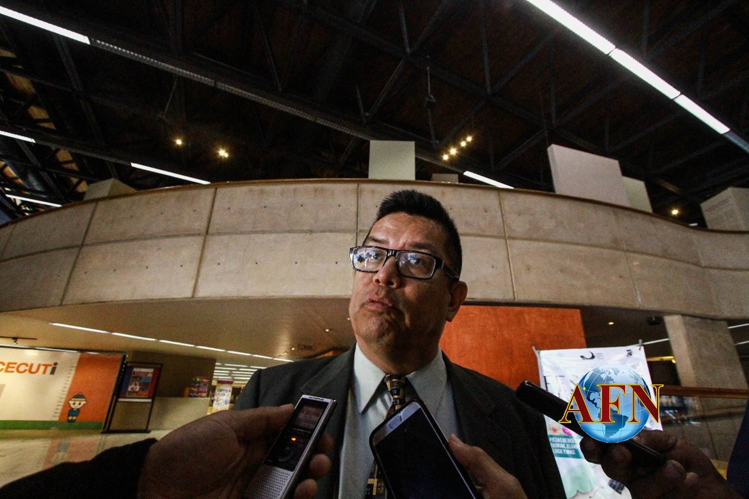 Mexicanos son relegados para migrar a EU