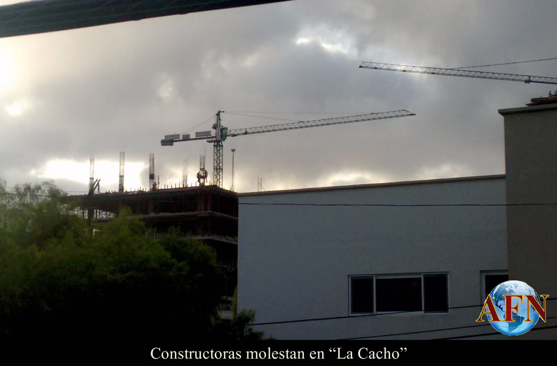Constructoras molestan en La Cacho