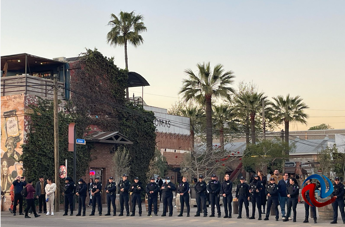 Resguardaron monumentos en Ensenada previo a marcha feminista