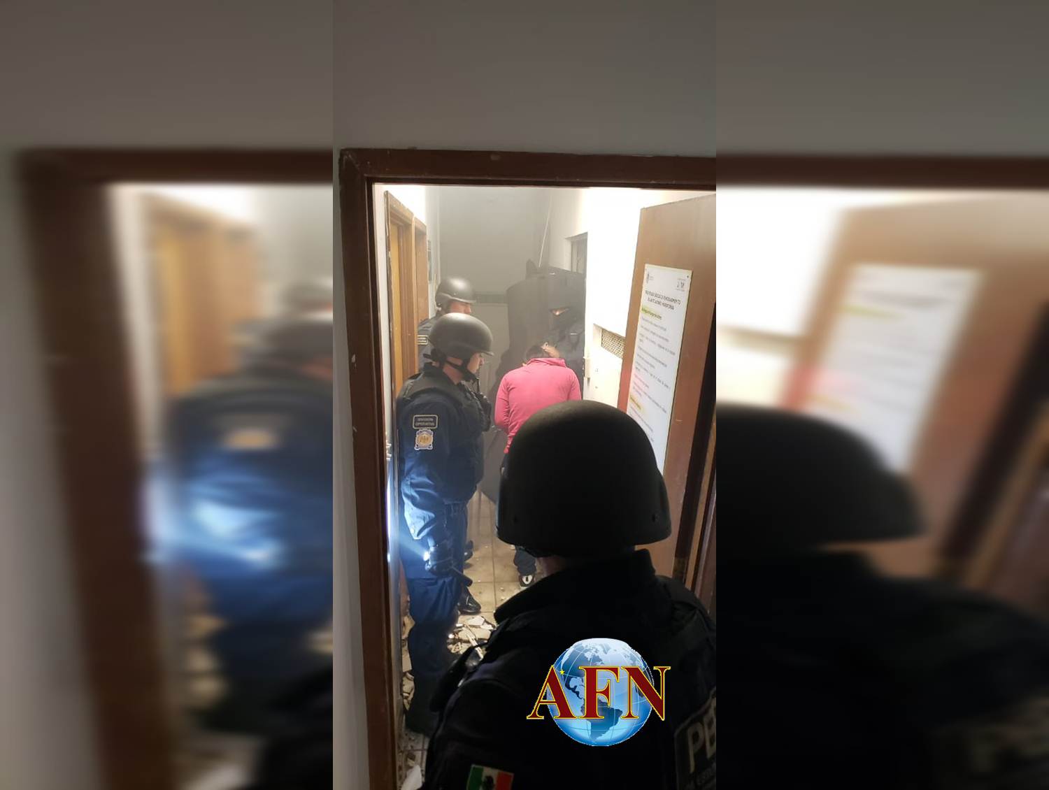 Migrantes se amotinan y prenden fuego en Inami