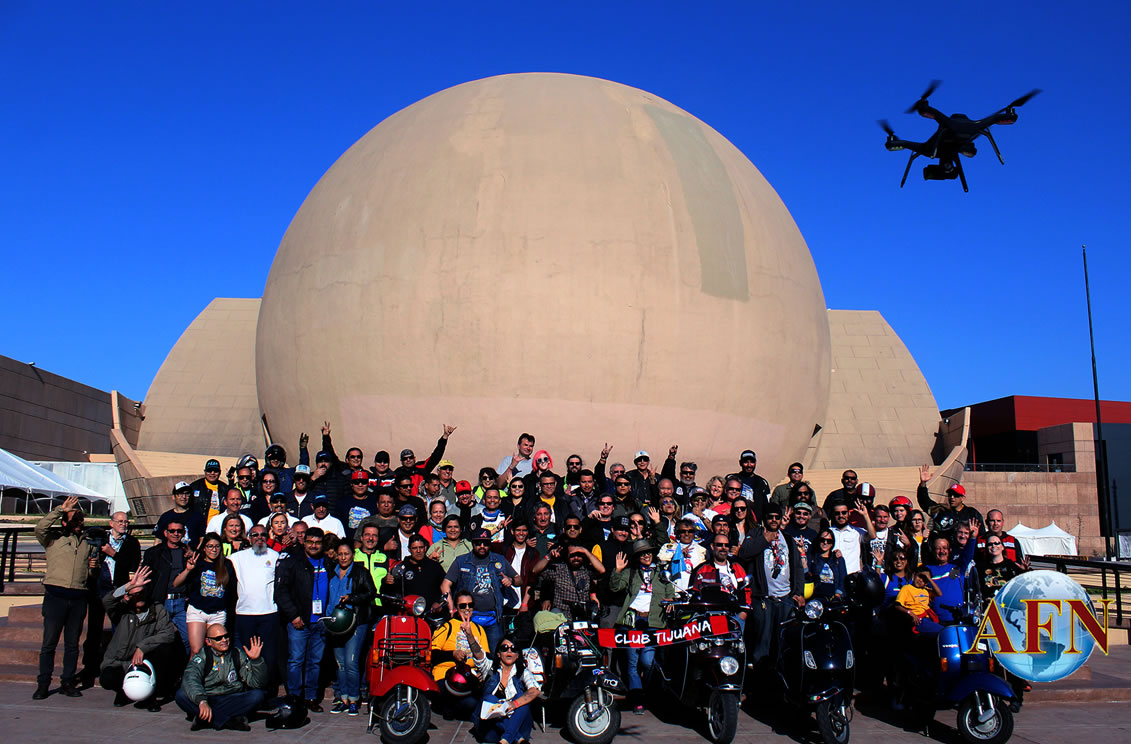 Exhiben 300 motos en paseo por Tijuana