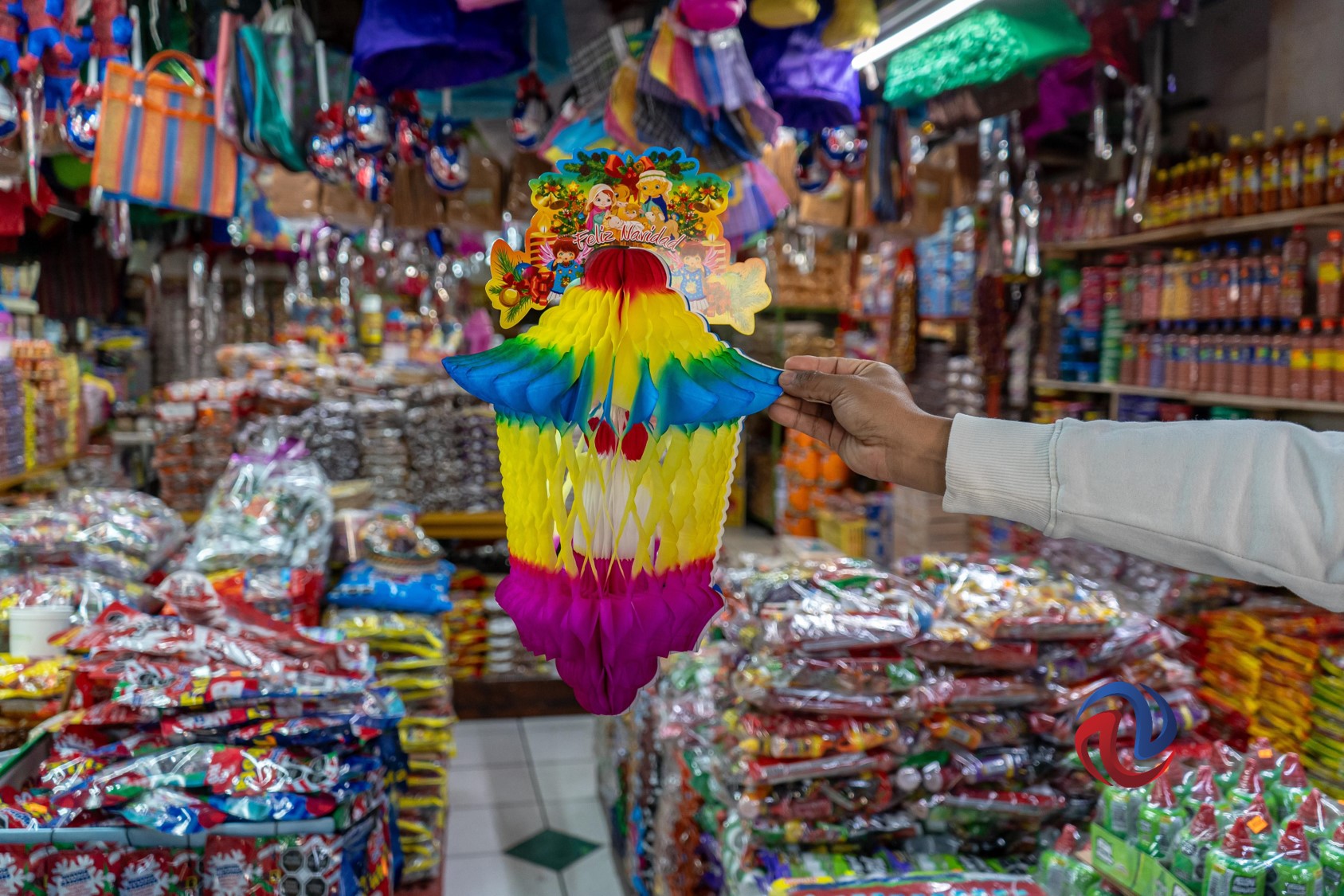 Se adorna de Navidad Tijuana con la venta de productos de temporada