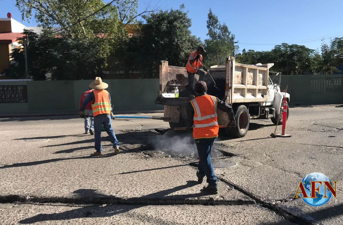 Continúan las obras de bacheo