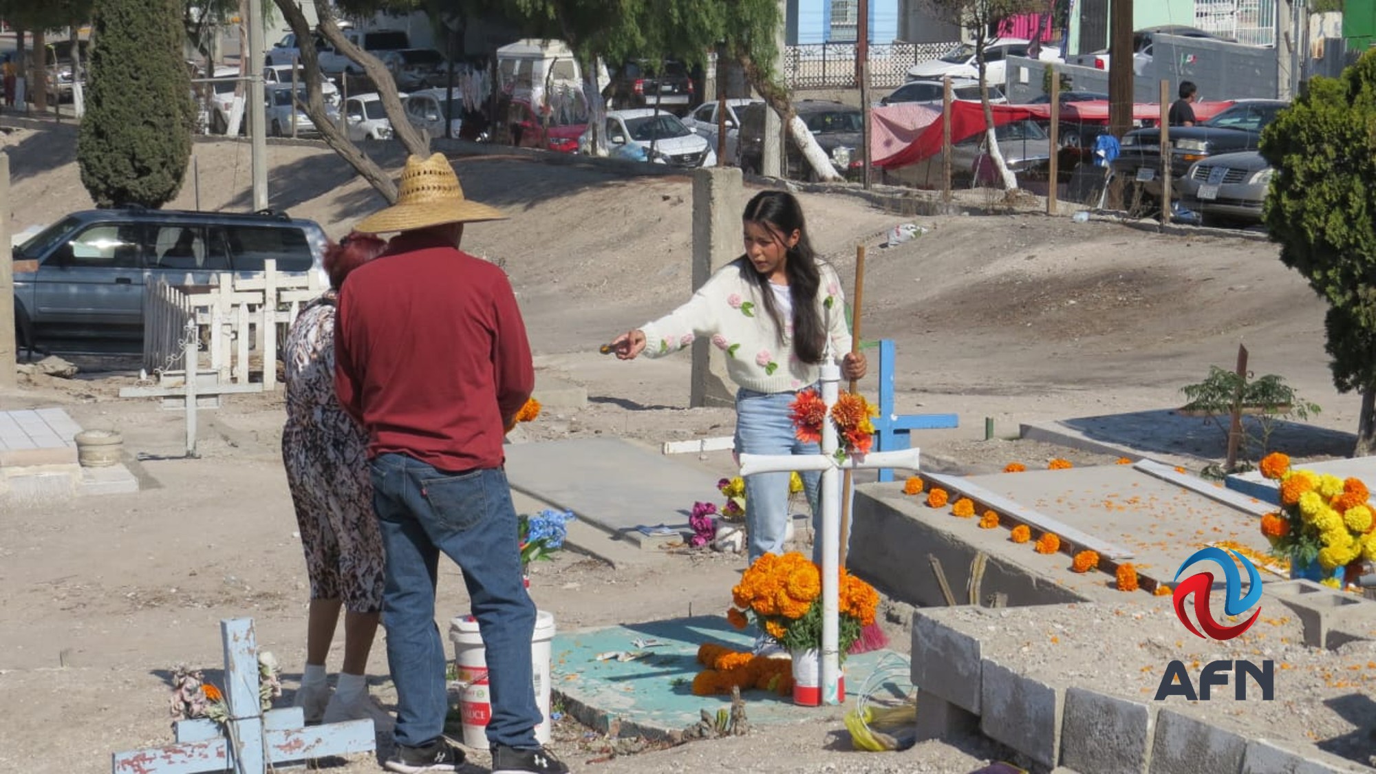 Recuerdan tijuanenses a sus familiares fallecidos