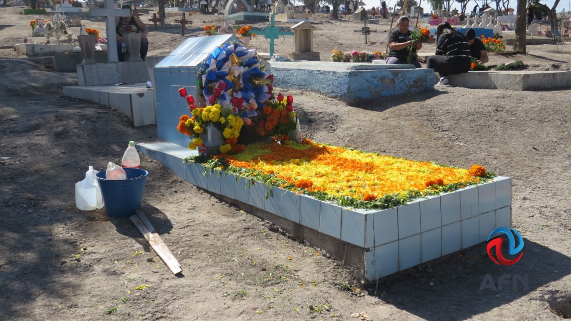 Recuerdan tijuanenses a sus familiares fallecidos