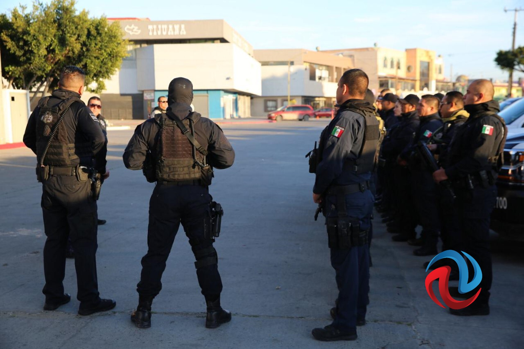 Van contra tratantes de blancas en ZN; Buscan a Anagisele