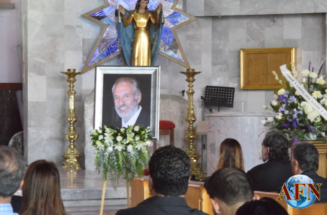 Dan último adiós a Paco Ramírez