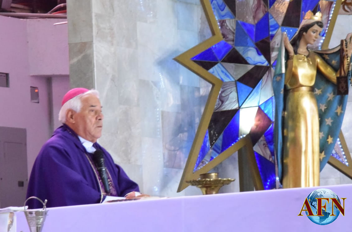 Dan último adiós a Paco Ramírez