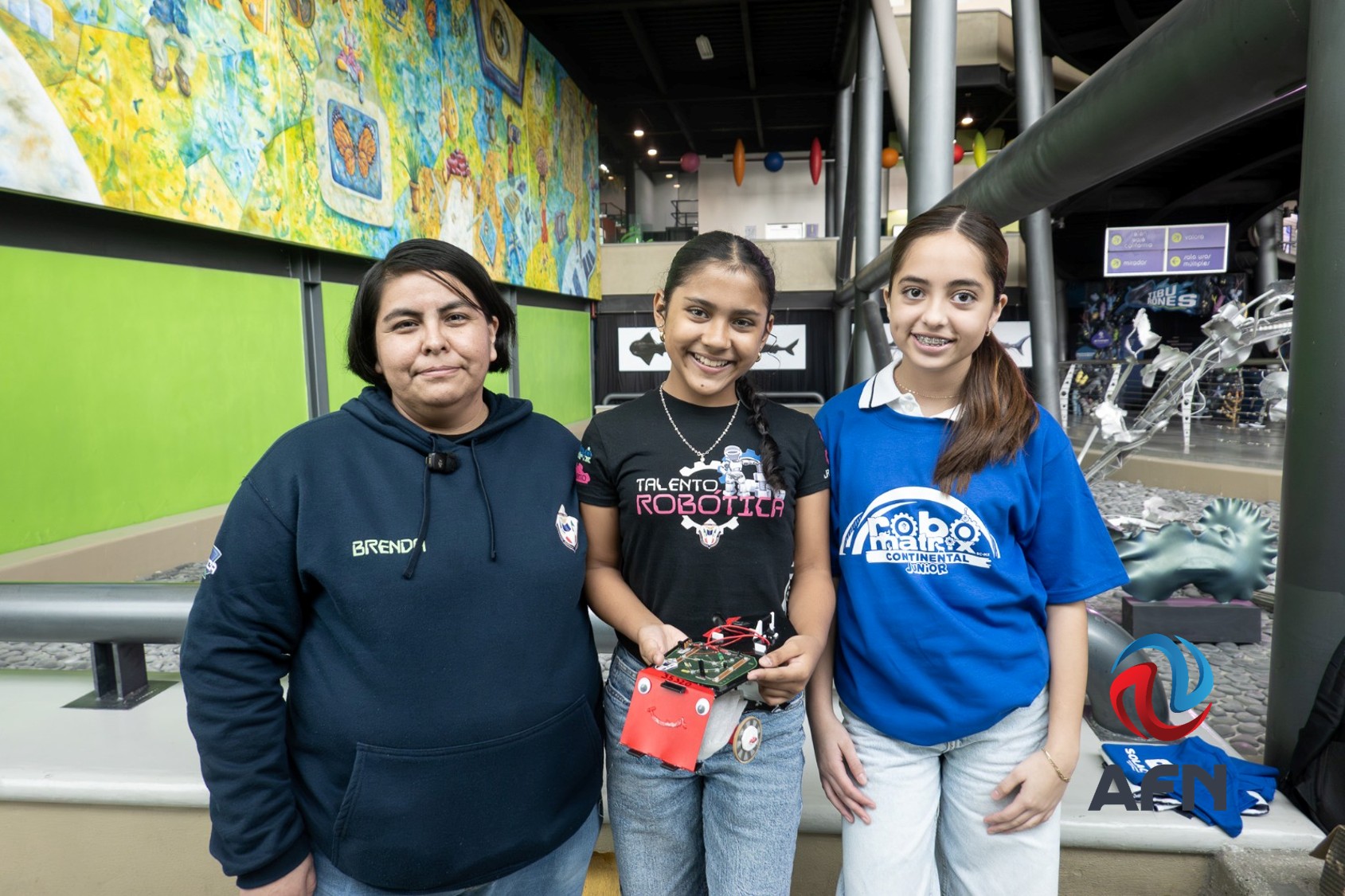 Niños y jóvenes participaron en la Final Junior ROBO MATRIX
