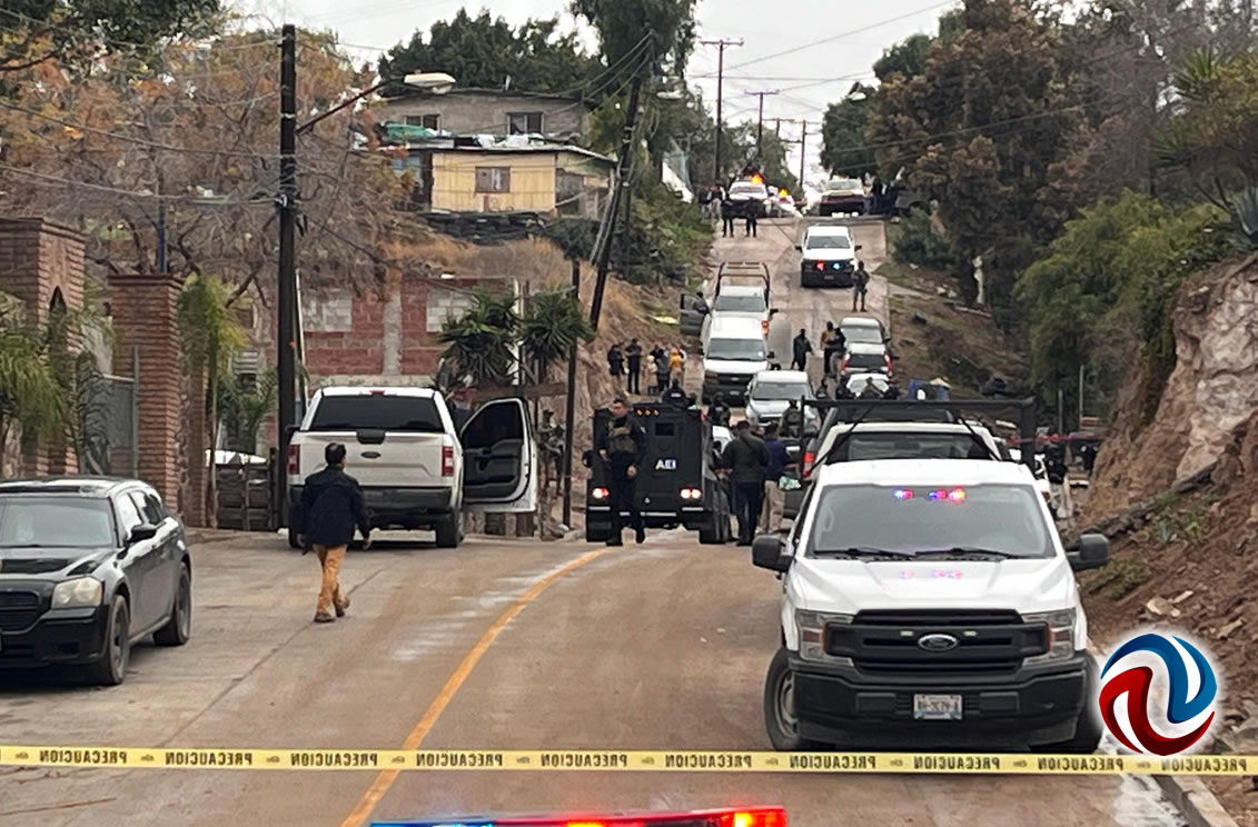 Tiroteo entre policías y delincuentes en Rosarito deja dos detenidos